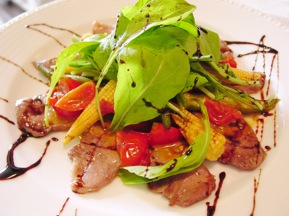 豚たんのタリアータ～レモン風味～