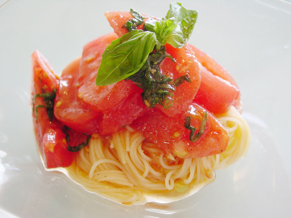 トマトの冷製パスタ
