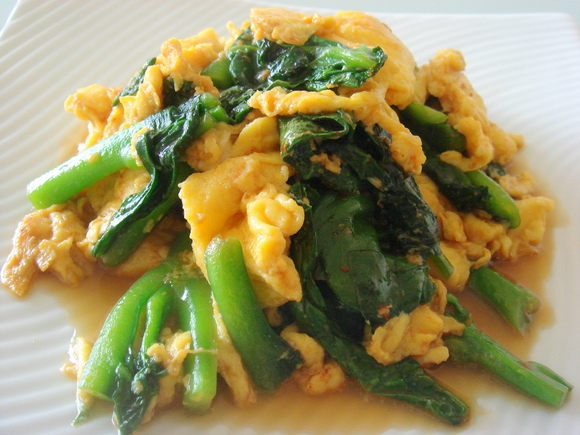 つるむらさきのピリ辛卵