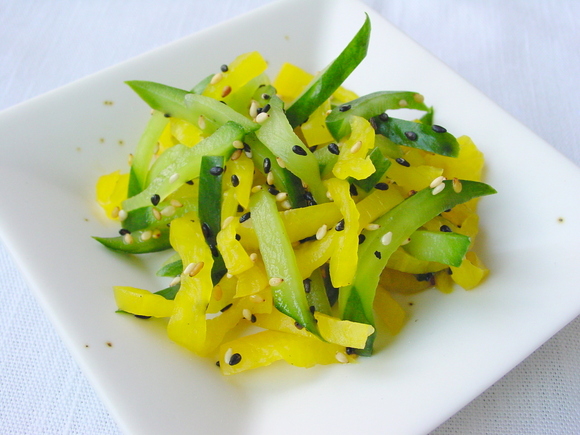 胡瓜と沢庵のごまよごし