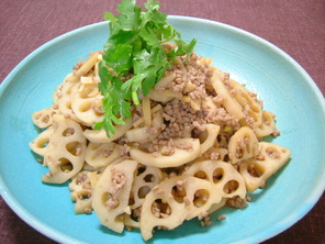 れんこんとひき肉の炒めもの