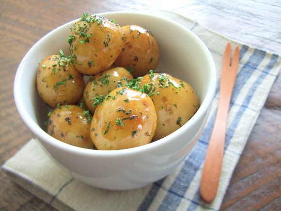 新じゃが甘辛バター醤油煮