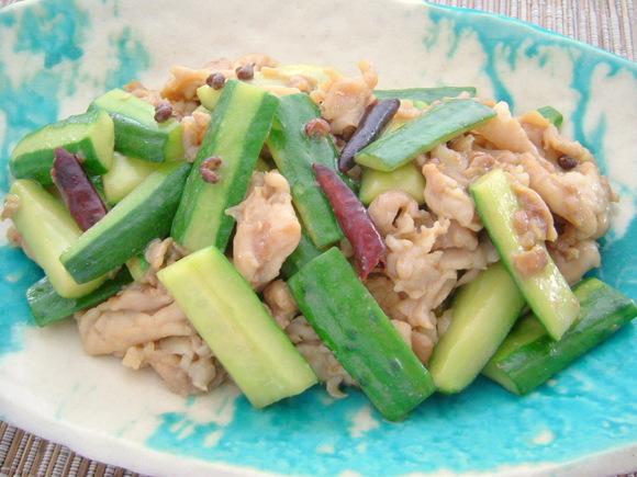 豚肉ときゅうりのピリ辛炒め