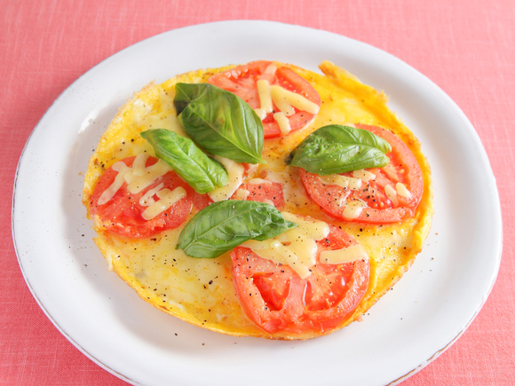 トマトのピッツァ風オムレツ