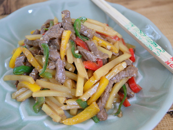 牛肉とじゃがいもの中華炒め