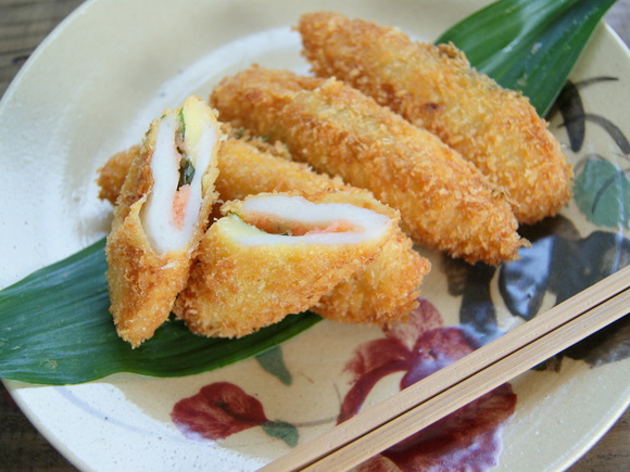 笹かまぼこの明太チーズフライ