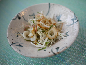 せん切り大根のちくわ和え