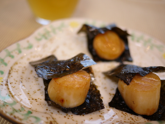 貝柱 レシピ ホタテ 殻付き活ホタテの絶品レシピ。「蒸焼き」は家庭でできる最高の調理法だ！