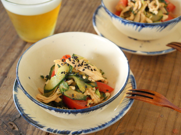 きゅうりとゆで鶏のピリ辛サラダ