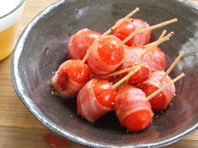 ミニトマトのベーコン巻き串