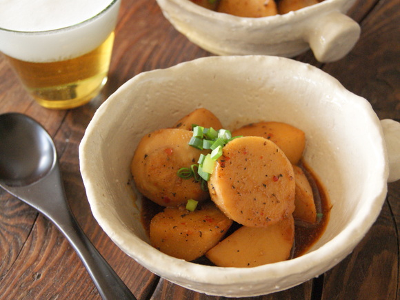 こっくりピリ辛里芋煮